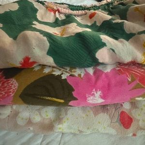 Acacia garments for fabric use 100% silk